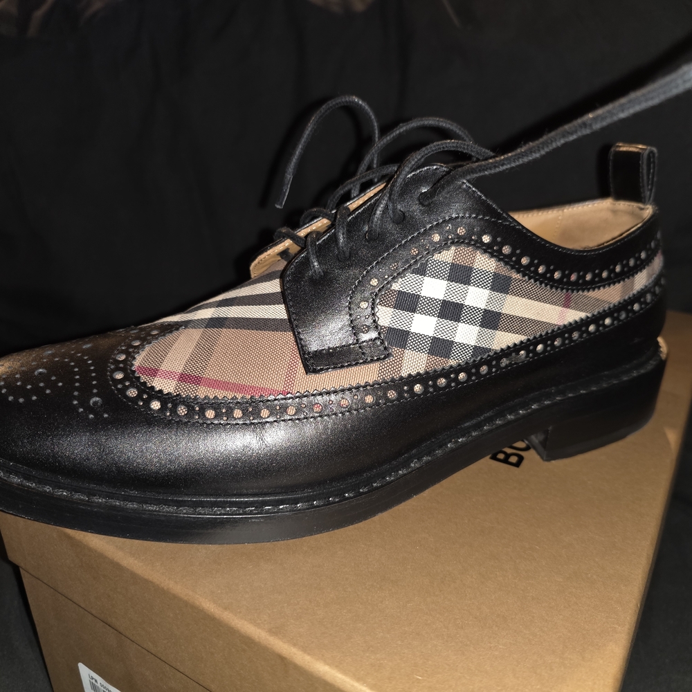 Burberry Black and Tan Men's Shoes - Picture 4 of 5